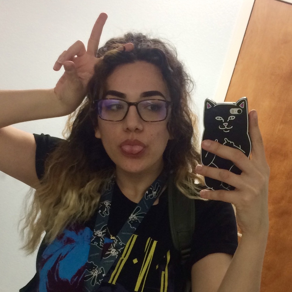 Meet your Posher, Victoria